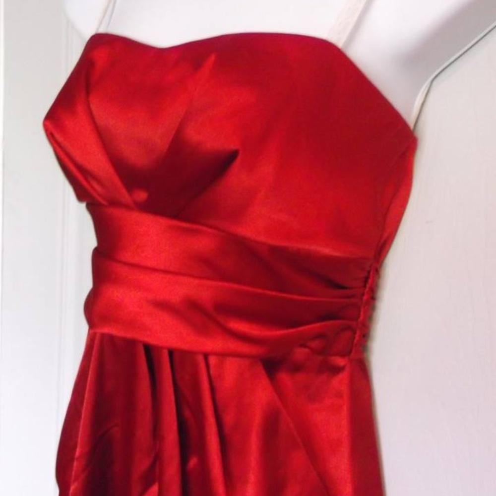 Red Satin Cocktail Dress Size 10 P - Picture 2 of 2